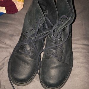 Dr Marten’s Size 9 Women’s Boots Black